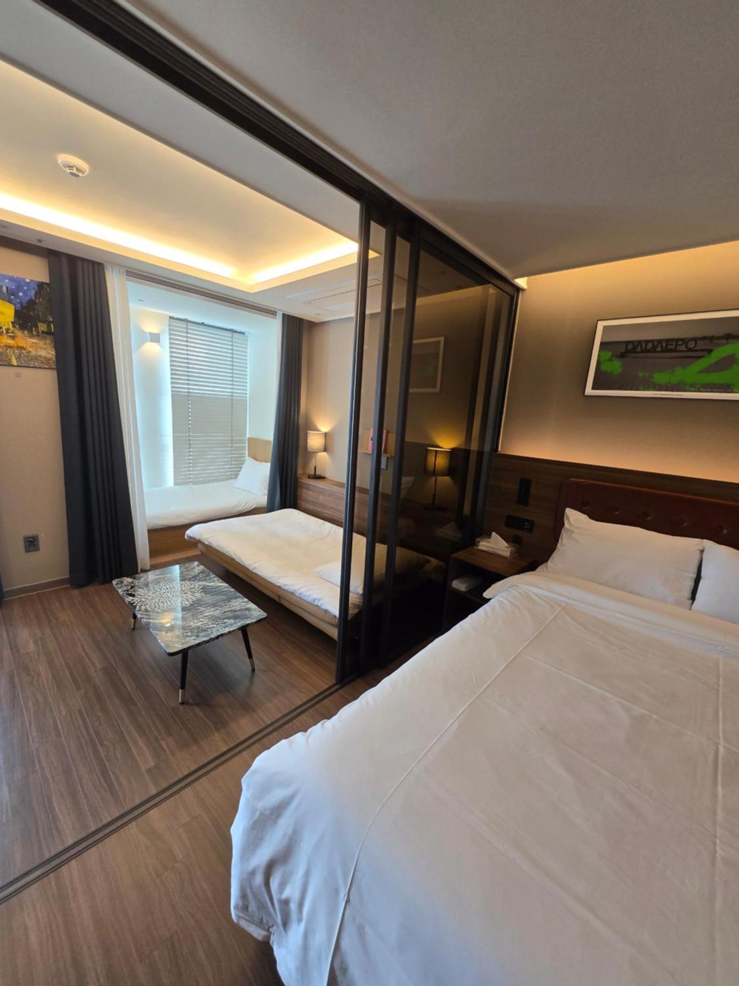 Hera Haeundae Beach Premium Ocean View # Sea View Busan Eksteriør bilde